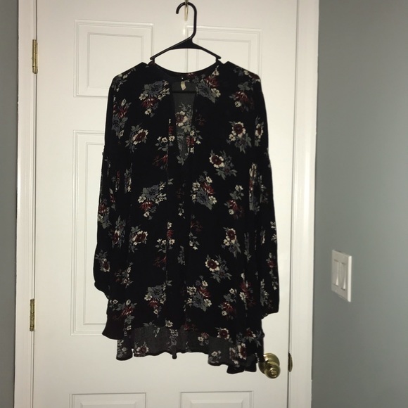 Free People Tops - Free people black floral Flowy long sleeve top